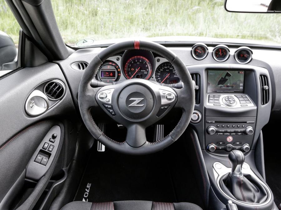  Nissan 370Z Nismo 2013 года  (фото 5 из 6)